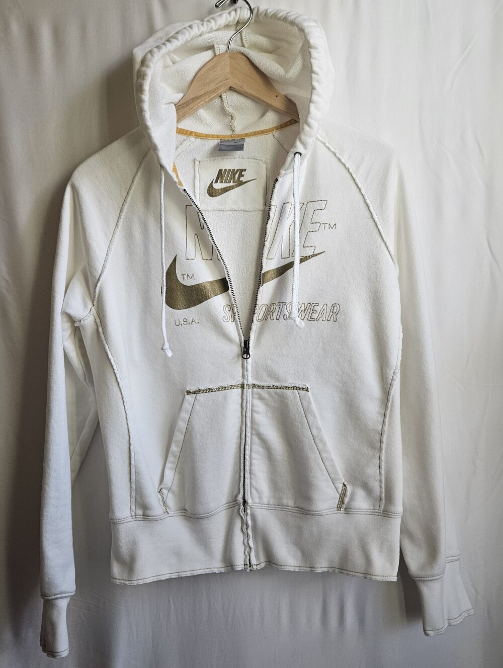 Nike Vintage/Y2K Distressed Full Zip Graphic Hoodie
